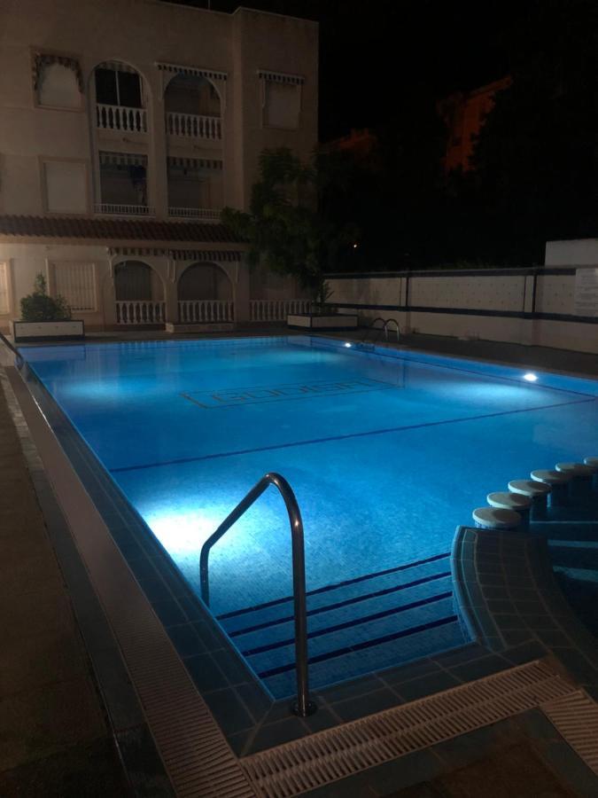 Apartamentos Avenida Diego Ramirez Torrevieja Bagian luar foto